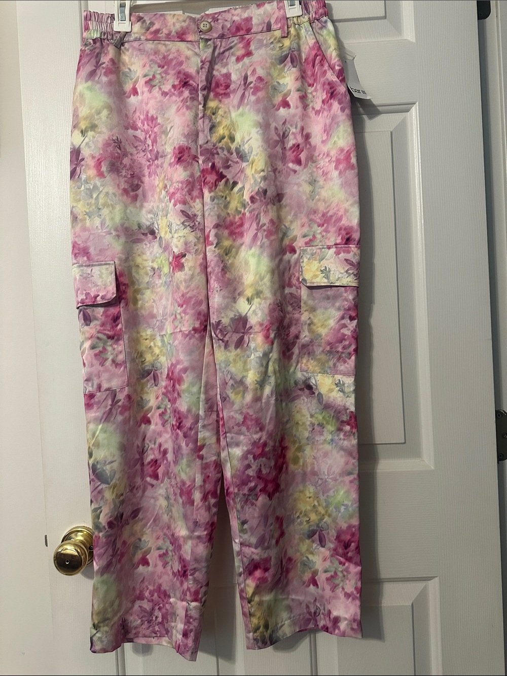 Bar III Pink Floral Wide-Leg Cargo Pants